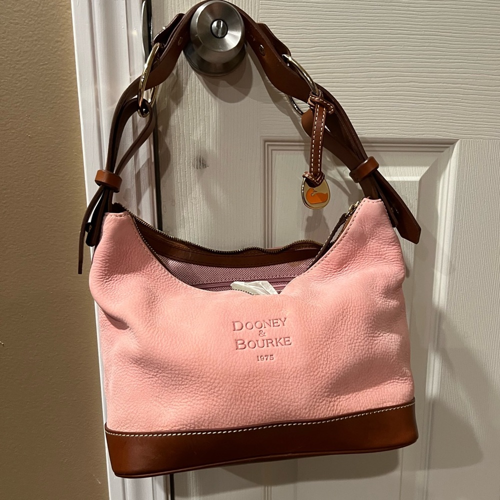 Dooney & Bourke slouch bag. Light pink